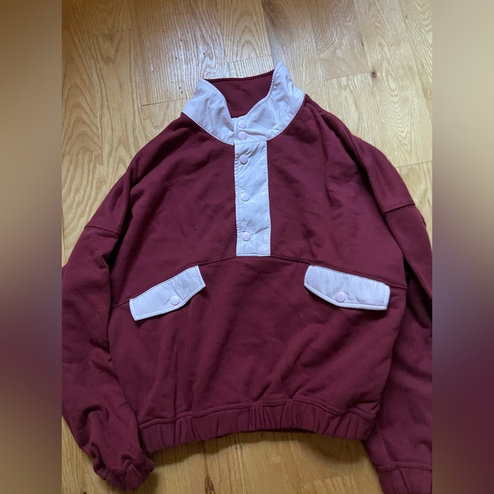 Free people sweatshirt size small